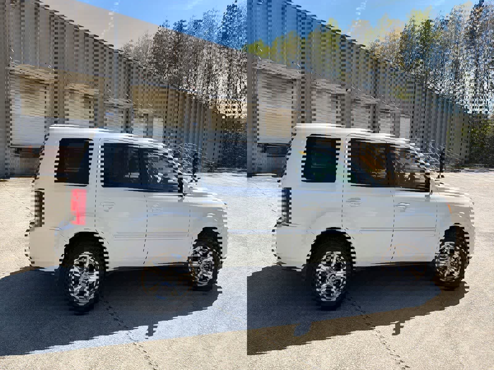 Used 2015 Honda Pilot EX-L image 11