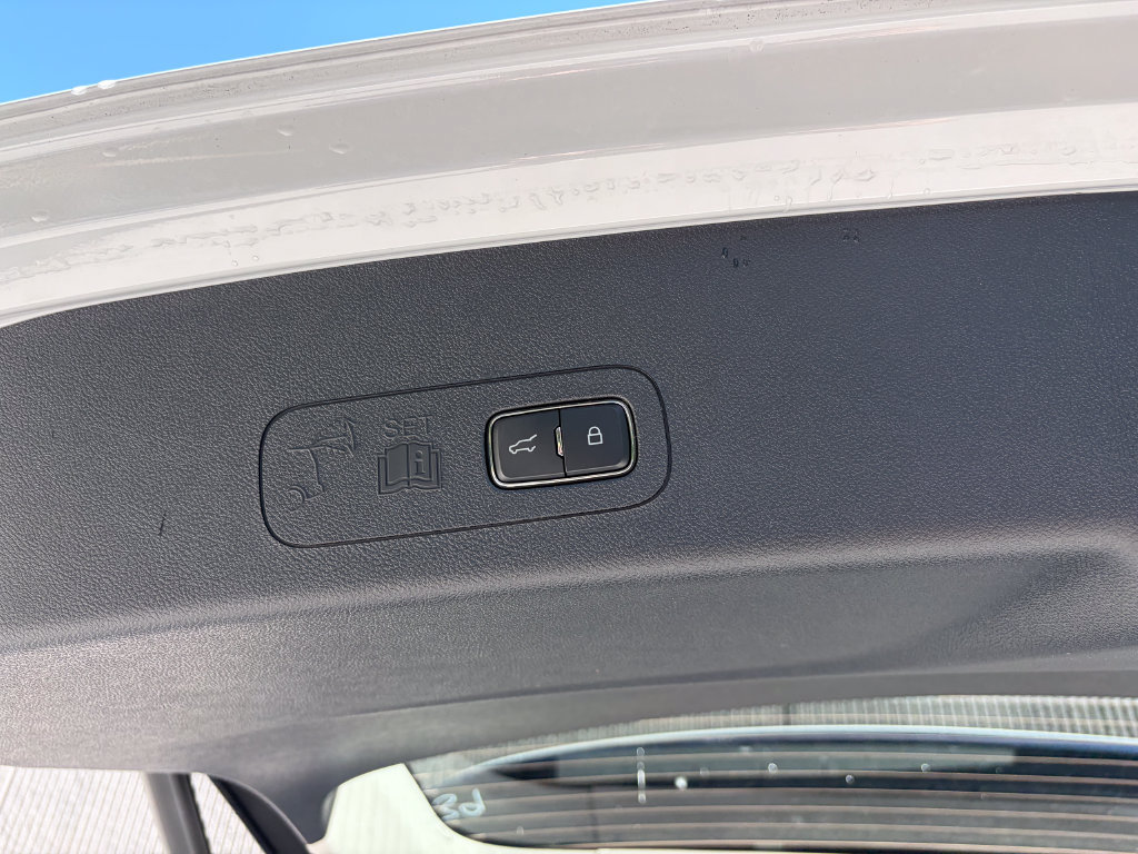 New 2027 Lincoln Aviator AWD image 22