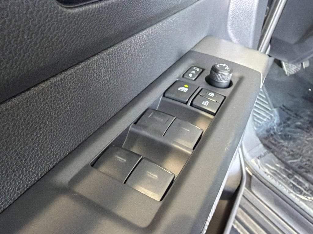New 2026 Toyota Tundra Limited AWD/4WD image 16