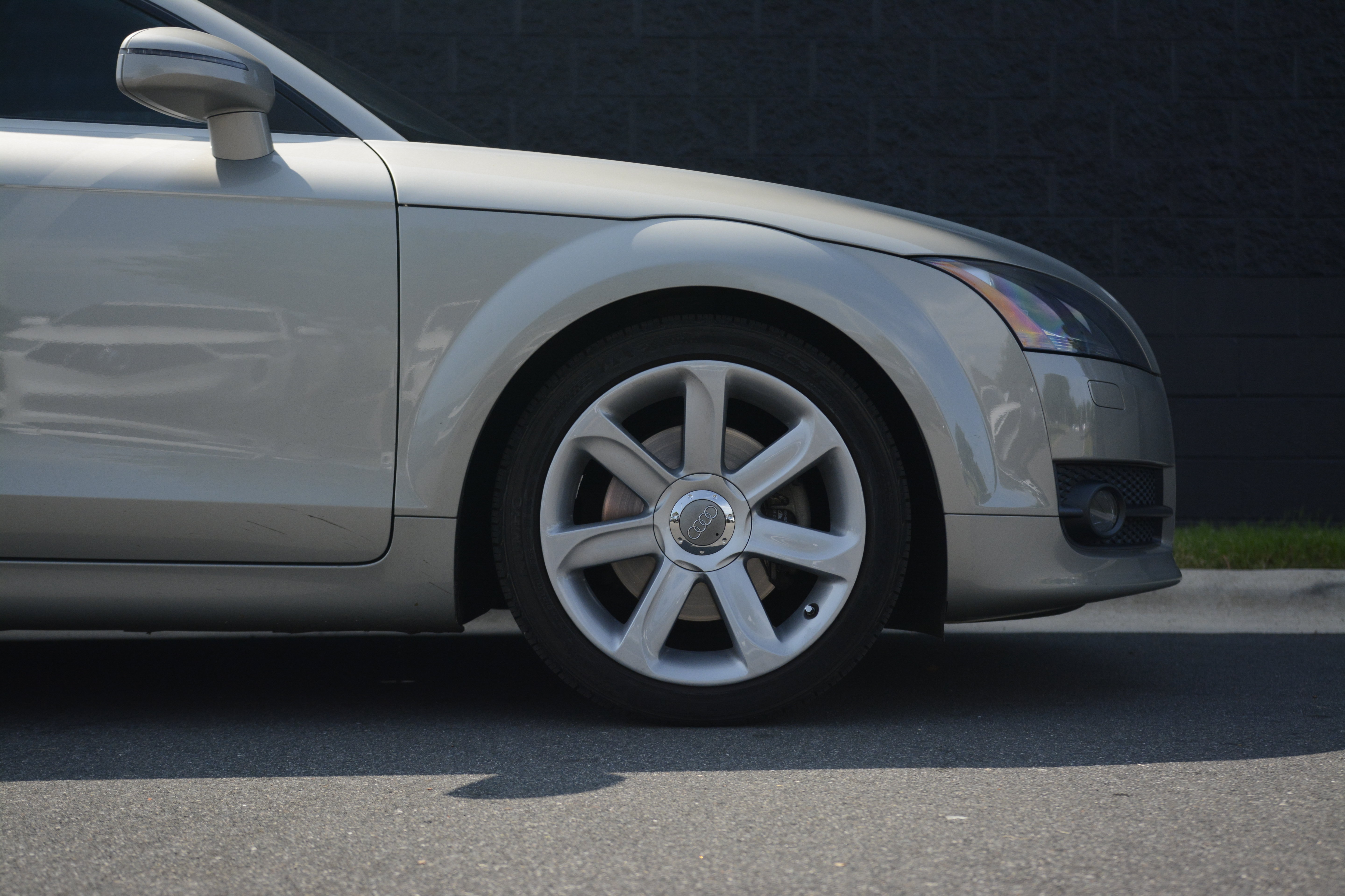 Used 2008 Audi TT 2.0T FWD image 32