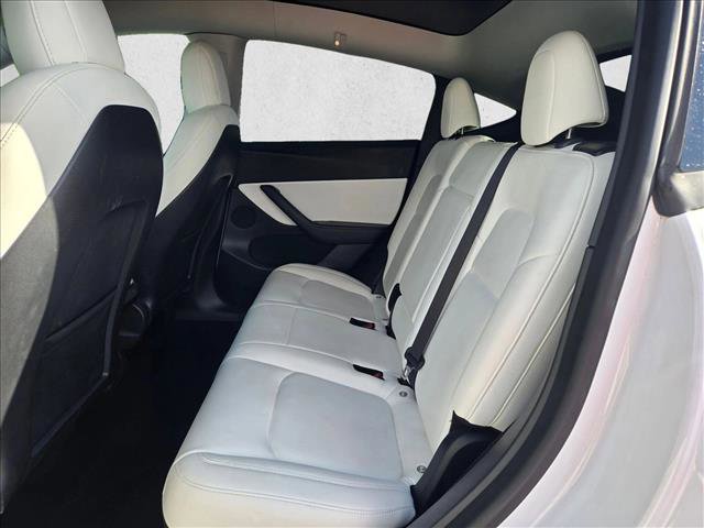 Used 2021 Tesla Model Y Performance image 11
