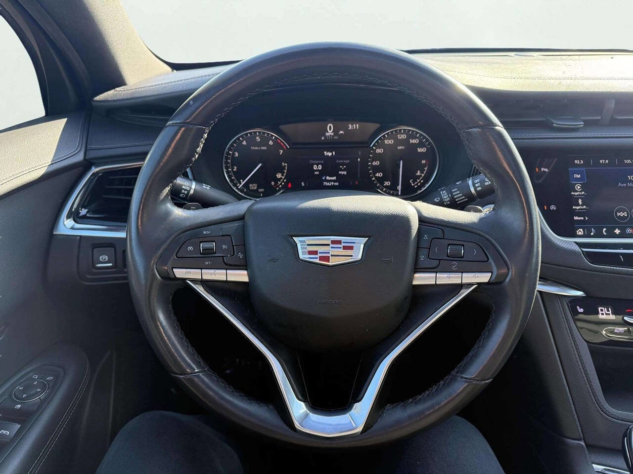 Used 2021 Cadillac XT6 Luxury FWD image 17