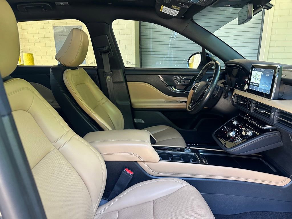 Used 2021 Lincoln Corsair Reserve AWD/4WD image 13