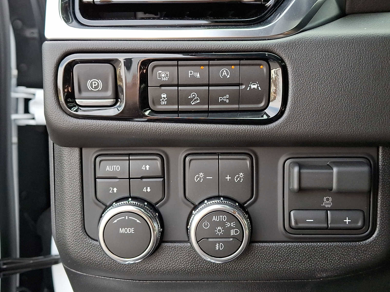 New 2026 GMC Yukon Elevation w/ Elevation Premium Package image 22