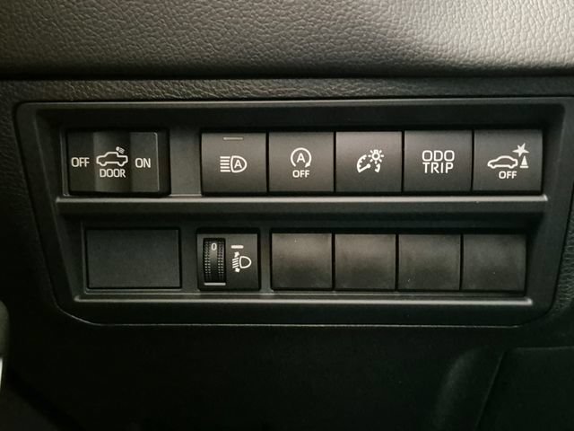 New 2026 Toyota Tundra Limited AWD/4WD image 18