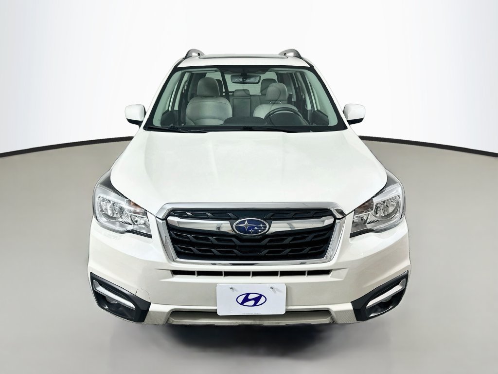 Used 2018 Subaru Forester 2.5i Limited AWD/4WD image 2