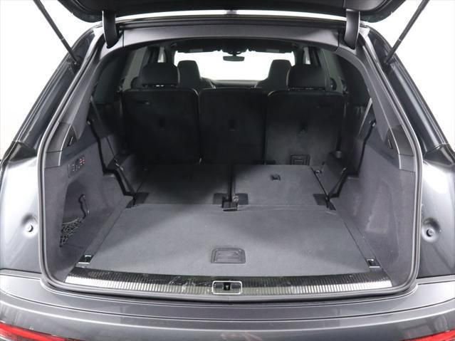 New 2025 Audi SQ7 Premium Plus image 27