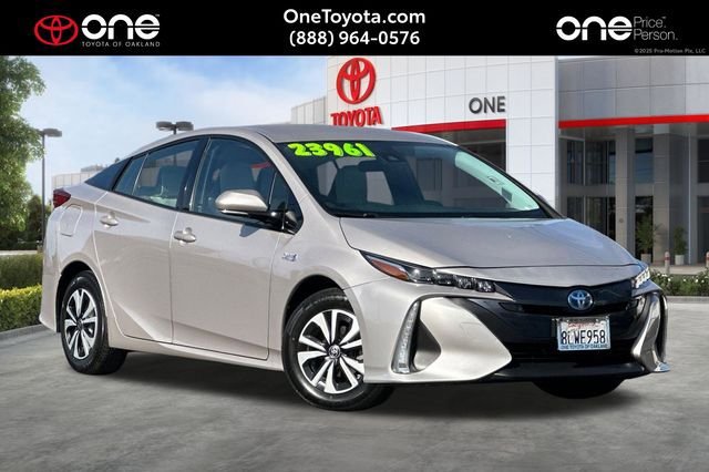 Used 2019 Toyota Prius Prime Premium image 1