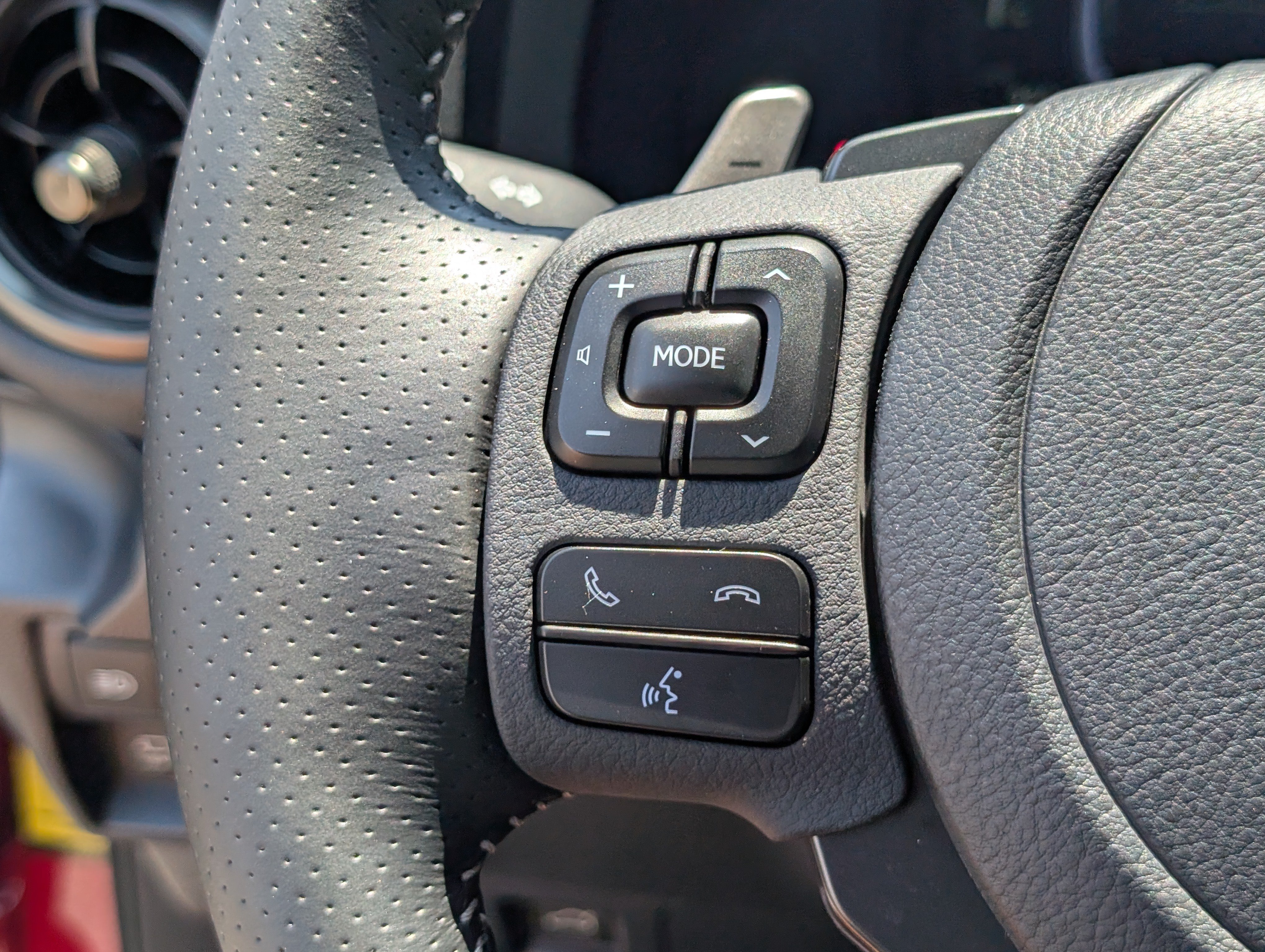 Used 2025 Lexus IS 350 F Sport w/ Navigation Package RWD image 24