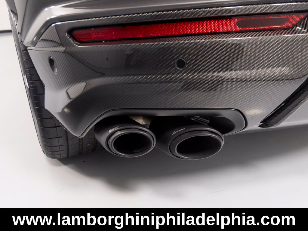 Used 2024 Lamborghini Urus Performante AWD/4WD image 57