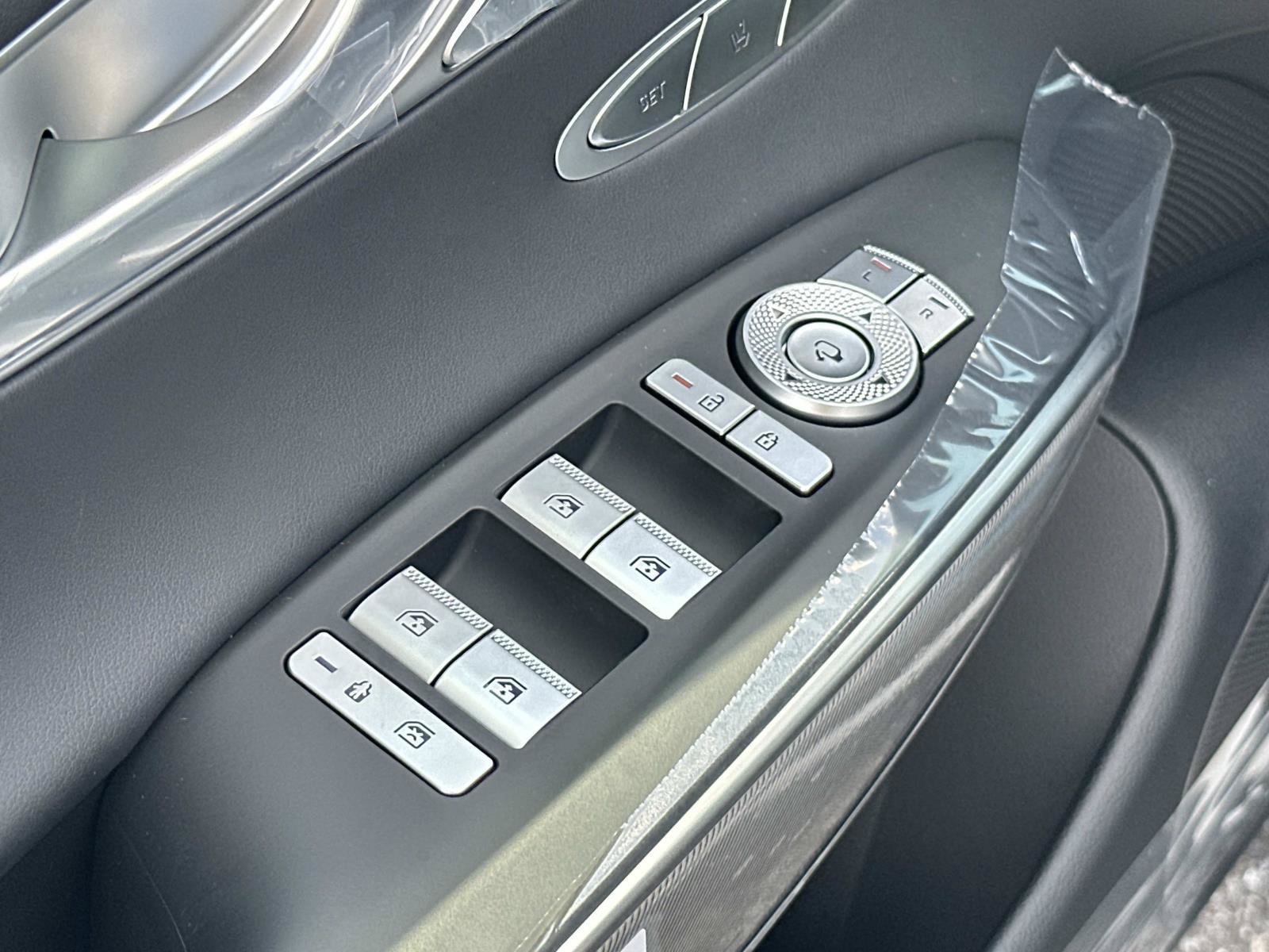New 2027 Genesis GV70 2.5T Sport Prestige AWD/4WD image 25