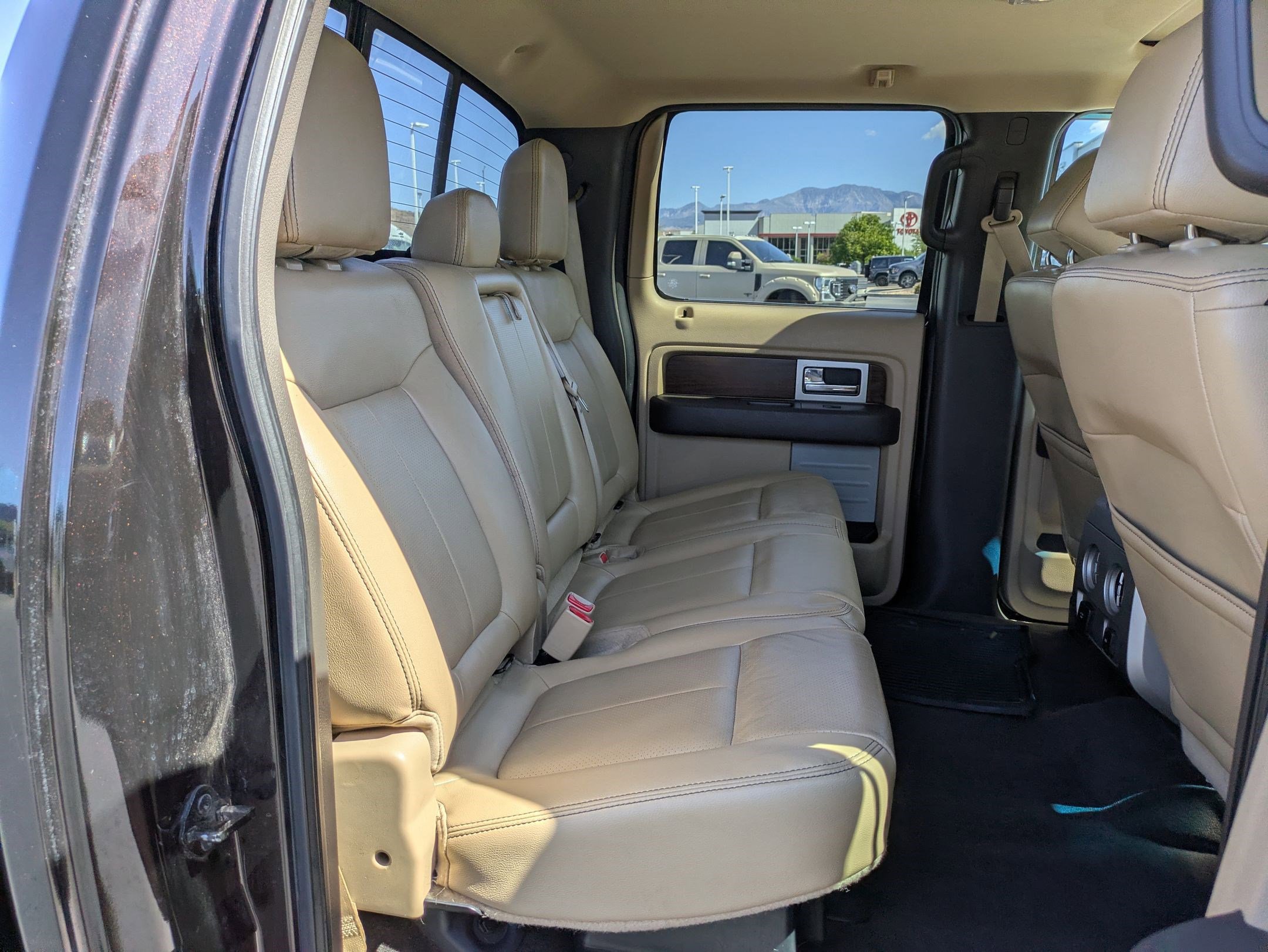 Used 2013 Ford F150 Lariat w/ Luxury Equipment Group AWD/4WD image 29