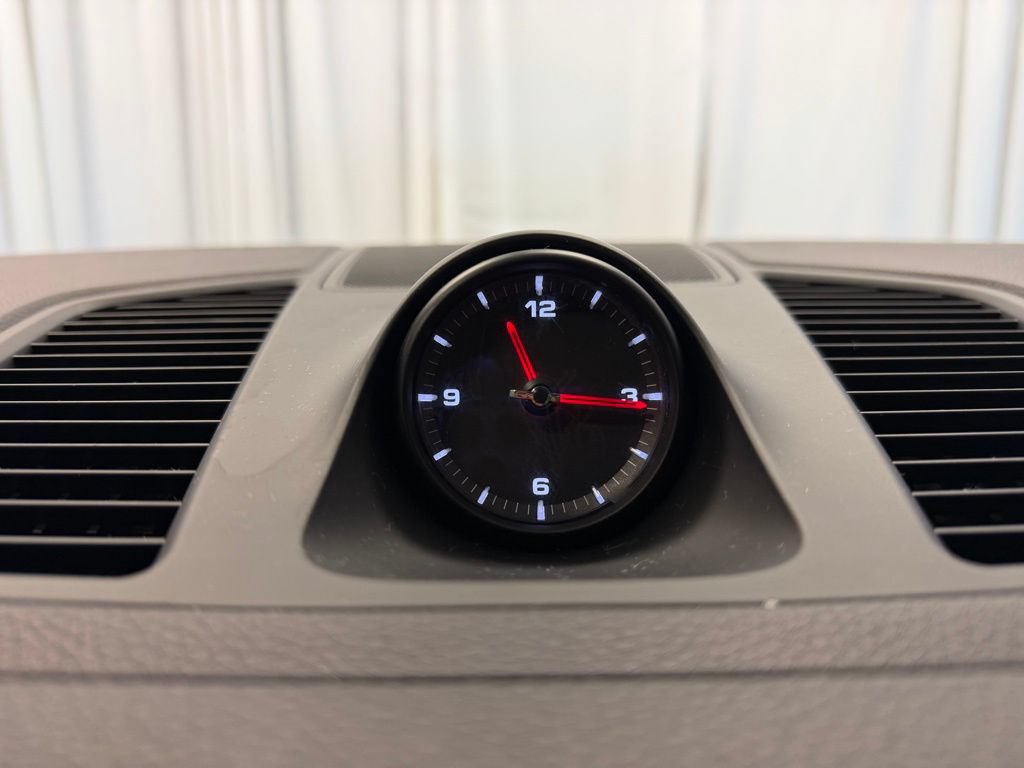 Certified 2023 Porsche Cayenne Platinum Edition AWD/4WD image 23