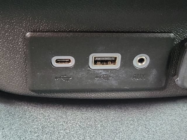 Used 2024 Chevrolet Malibu RS w/ LPO, Floor Liner Package FWD image 15