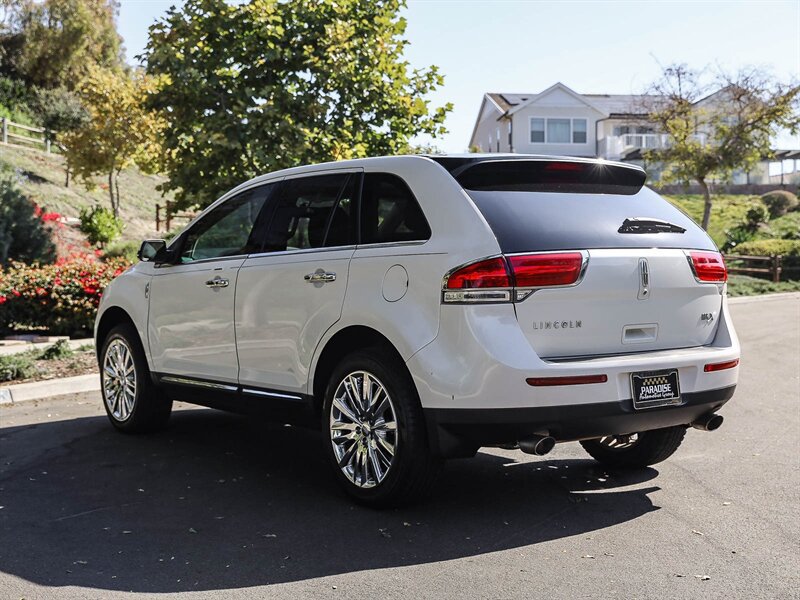 Used 2014 Lincoln MKX FWD w/ Equipment Group 102A image 4