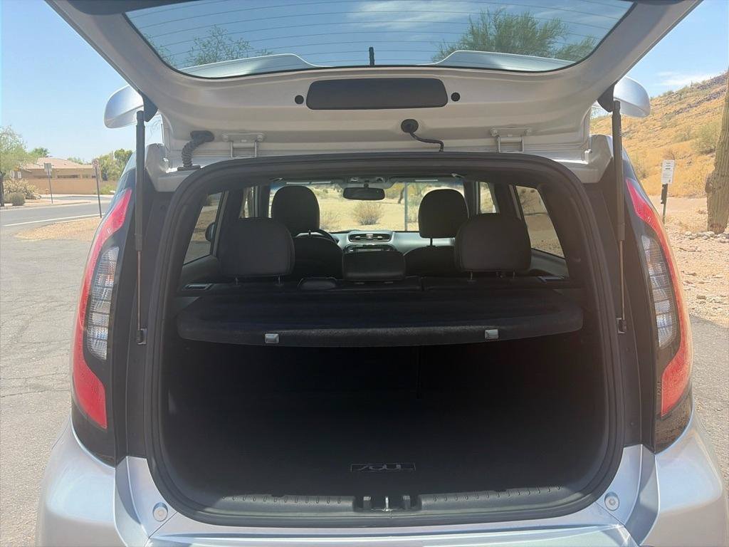 Used 2015 Kia Soul ! w/ Sun & Sound Package FWD image 8