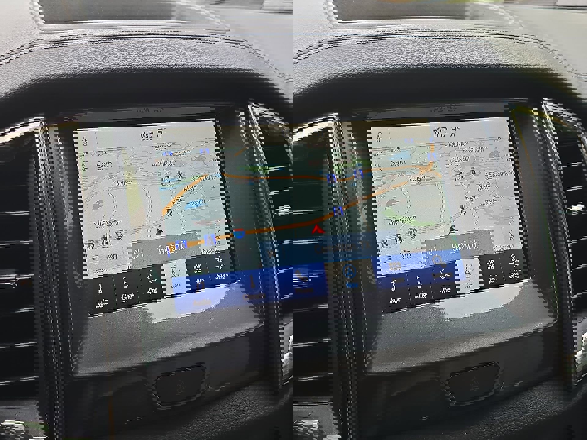 Certified 2019 Ford Ranger Lariat w/ Equipment Group 501A Mid image 18