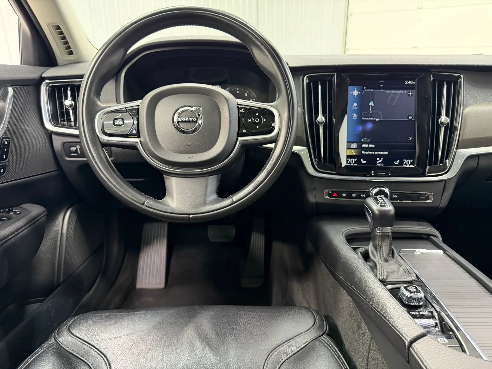 Used 2018 Volvo V90 T5 Cross Country w/ Convenience Package AWD/4WD image 21