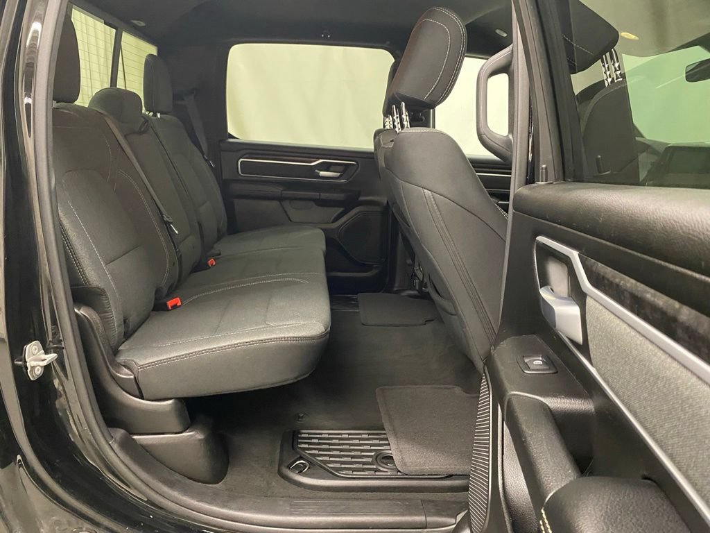 Used 2022 RAM 1500 Big Horn AWD/4WD image 17