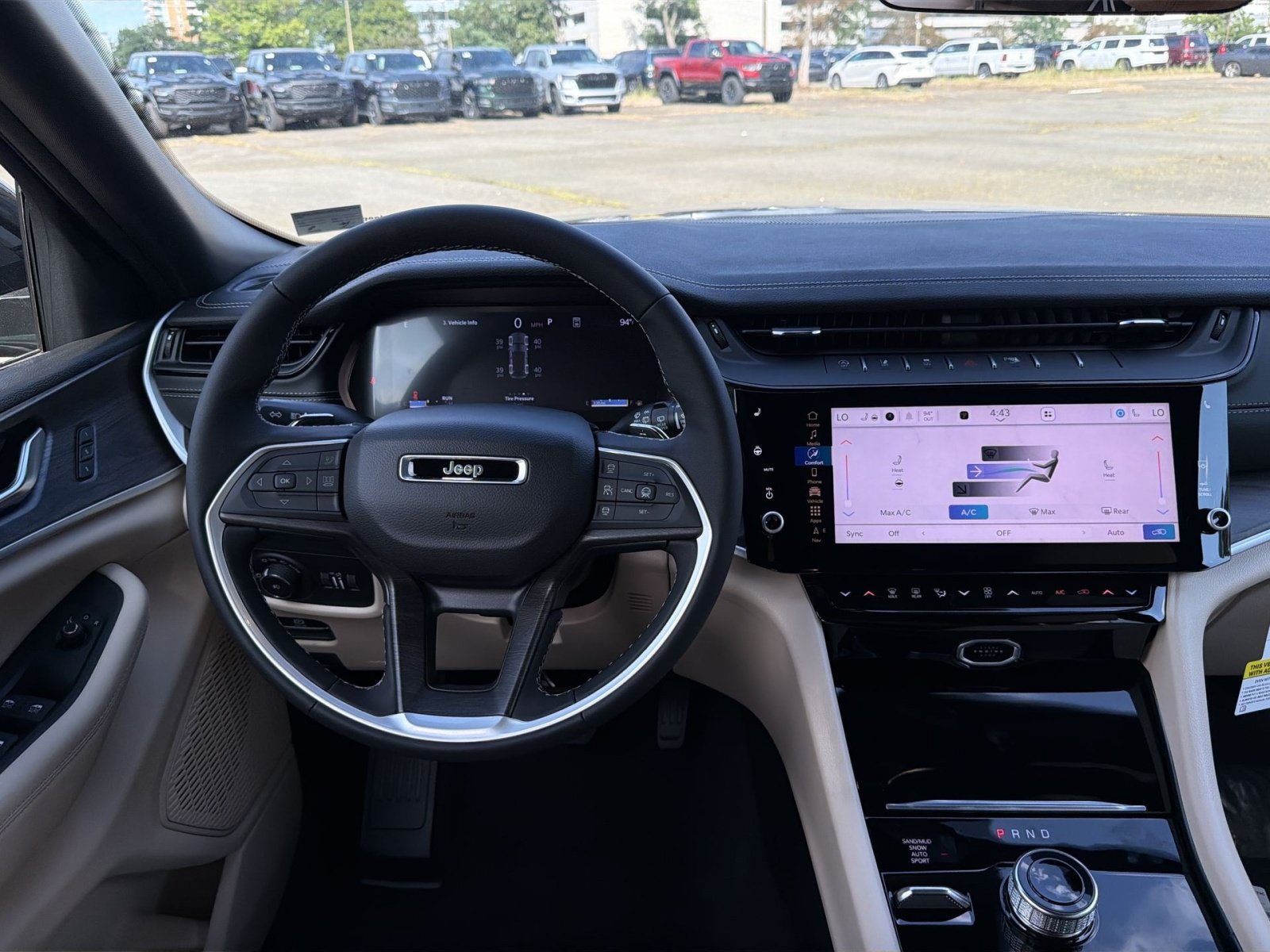 New 2026 Jeep Grand Cherokee Limited AWD/4WD image 16