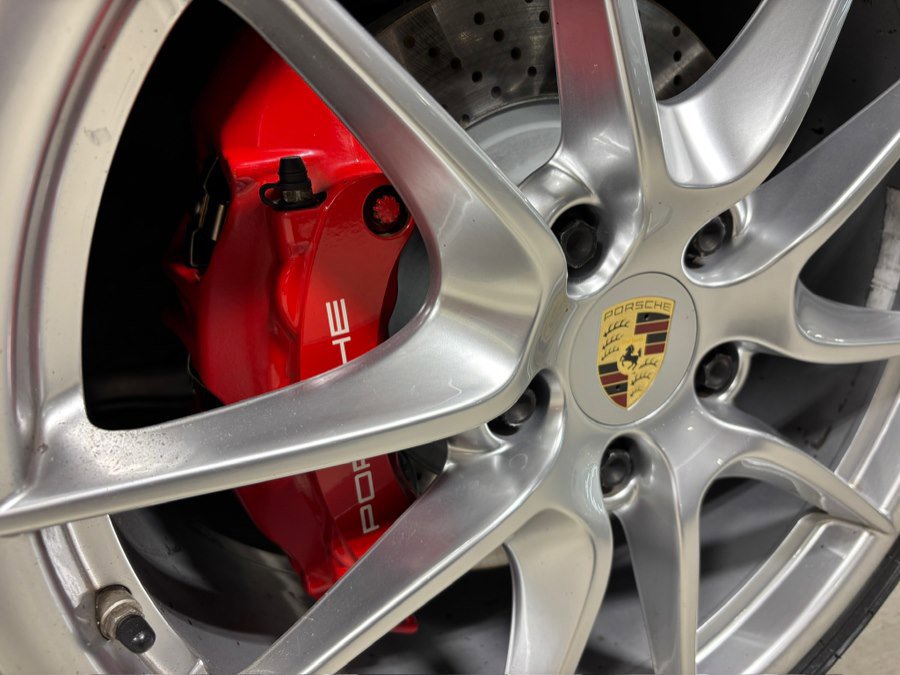 Used 2013 Porsche 911 Carrera 4S AWD/4WD image 6