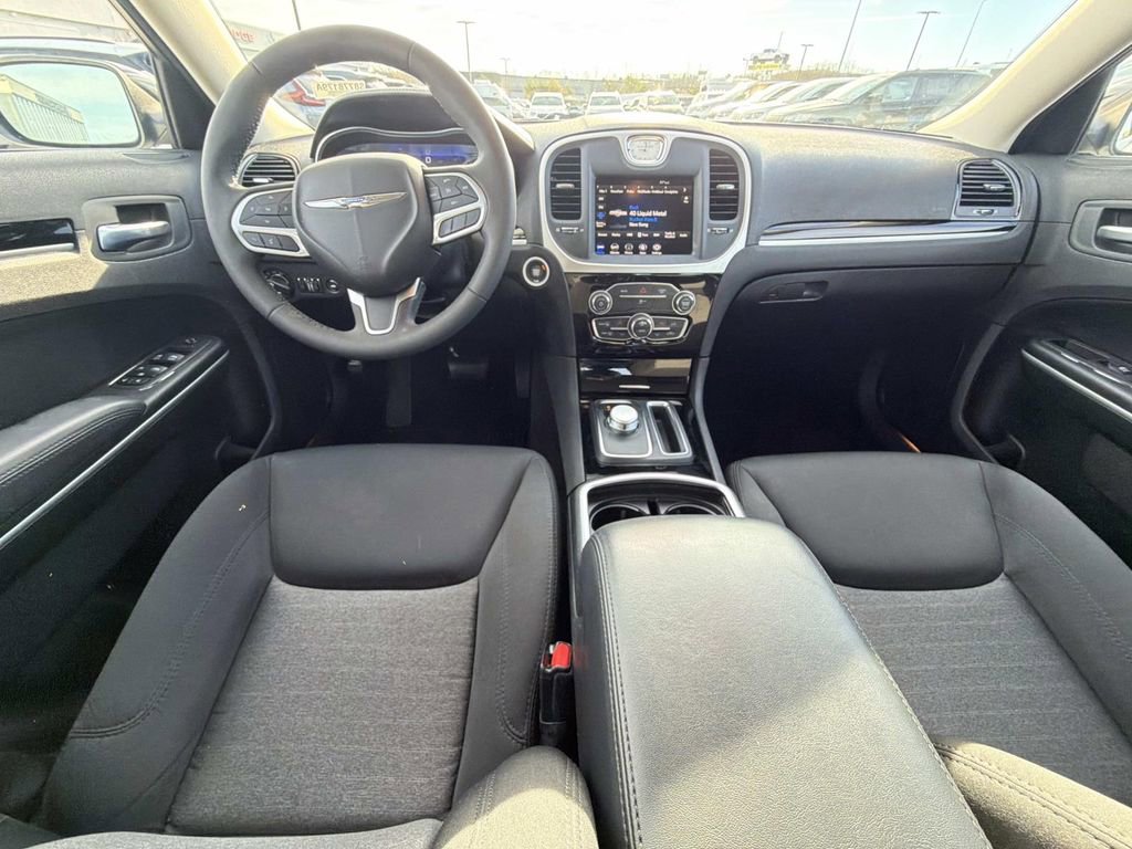 Used 2023 Chrysler 300 Touring w/ Sport Appearance Package image 18