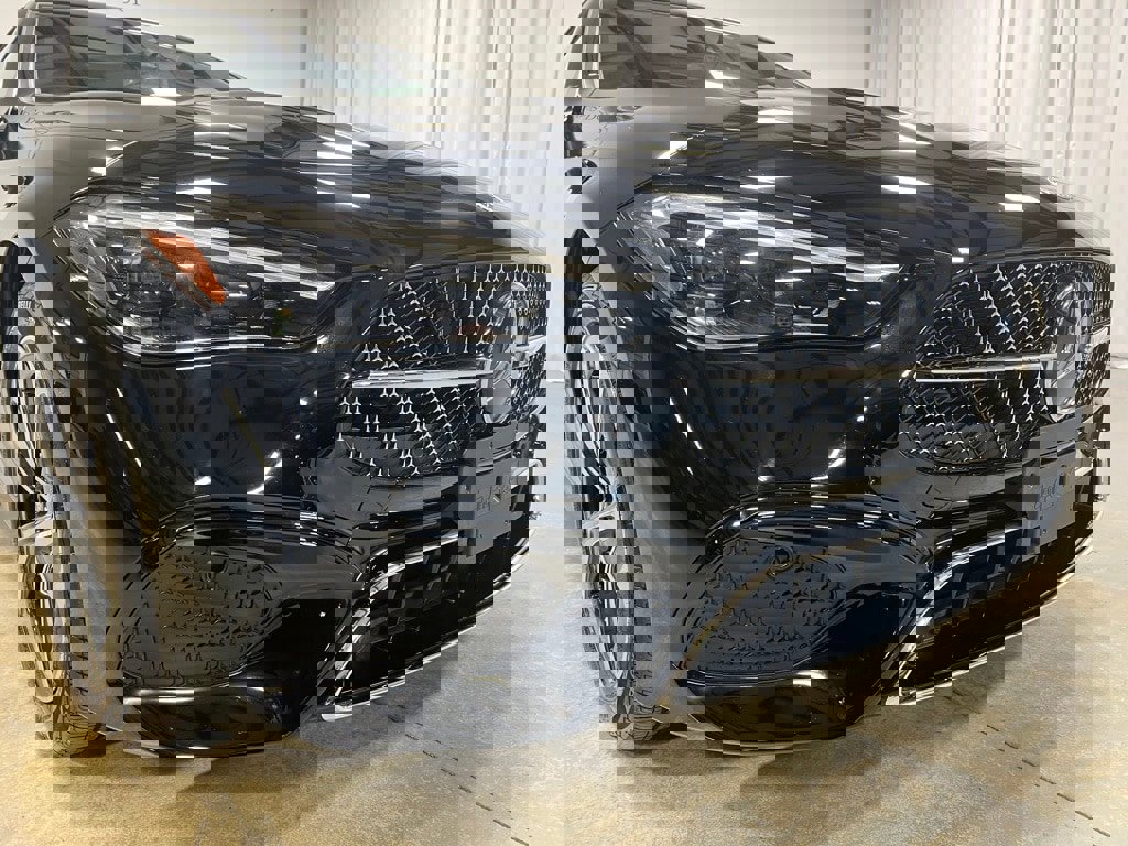 Used 2025 Mercedes-Benz CLE 300 4MATIC Cabriolet image 14