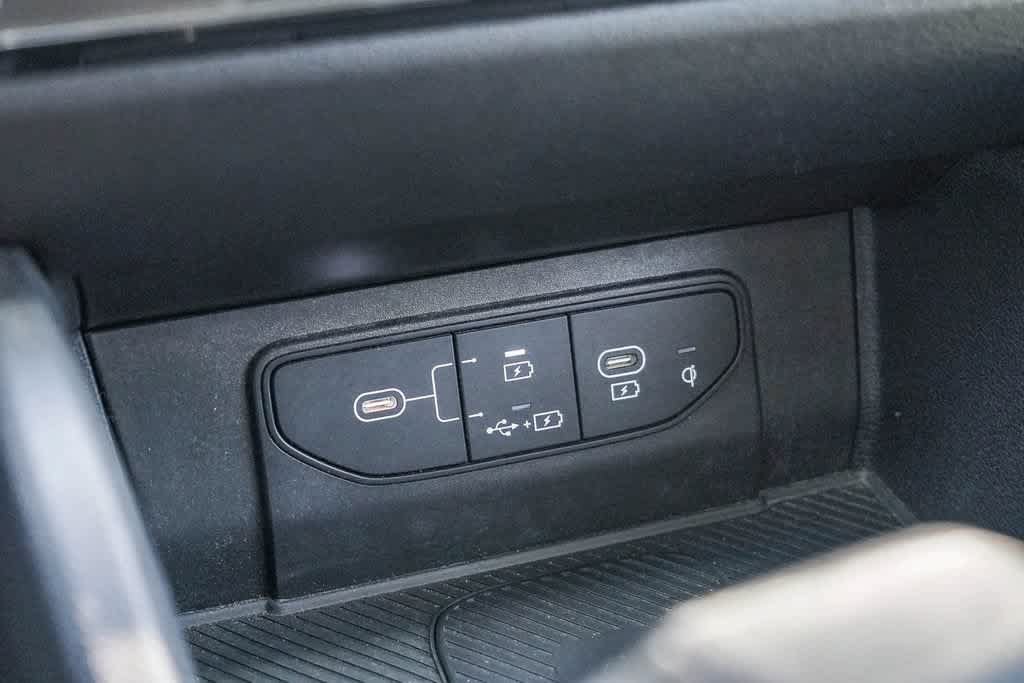 Certified 2026 Kia Sportage EX FWD image 21