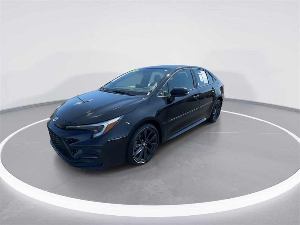 Used 2023 Toyota Corolla SE image 4