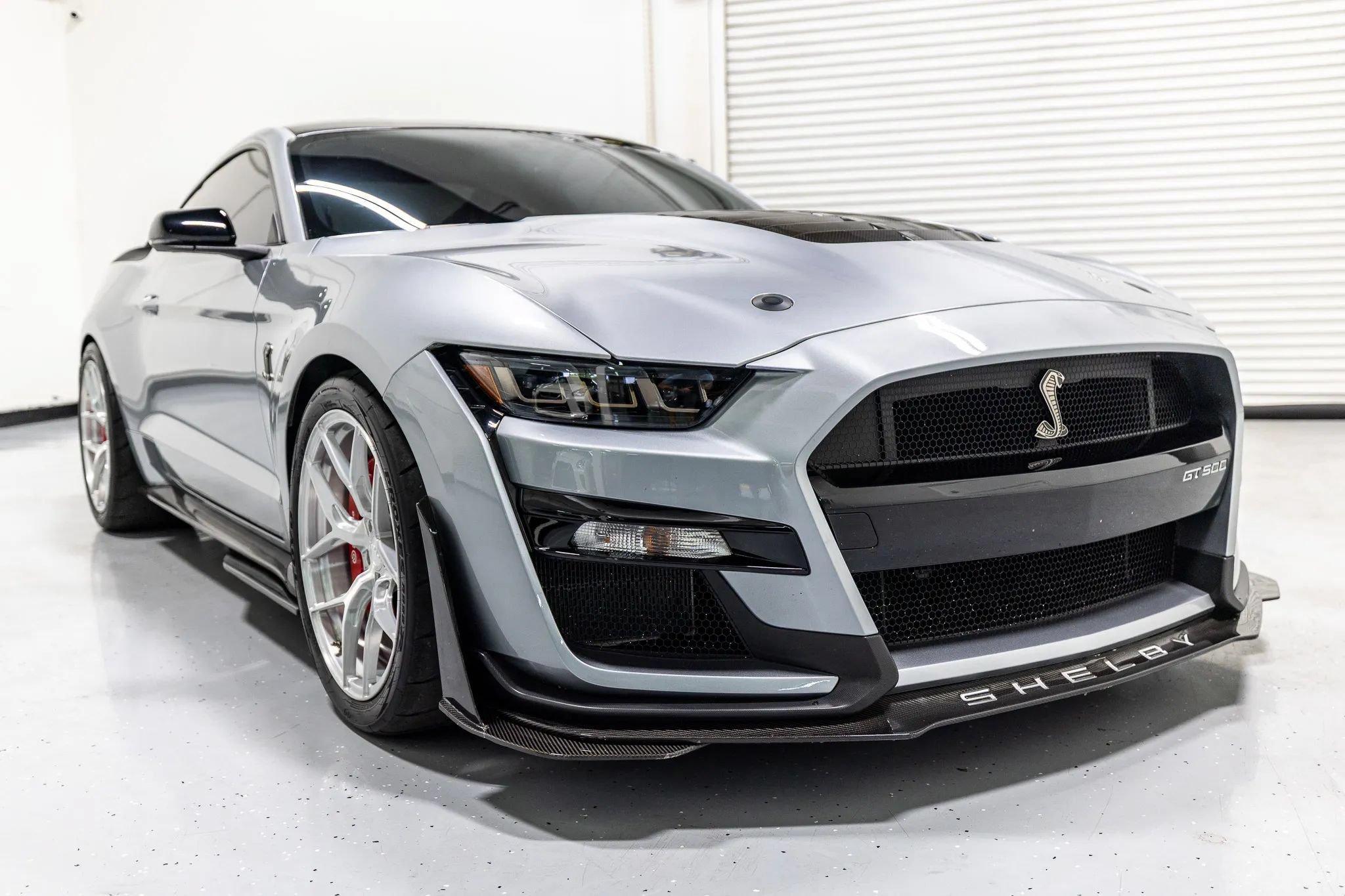 Used 2021 Ford Mustang Shelby GT500 w/ Technology Package RWD image 29