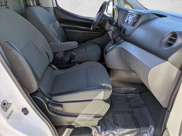 Used 2014 Nissan NV200 S image 20