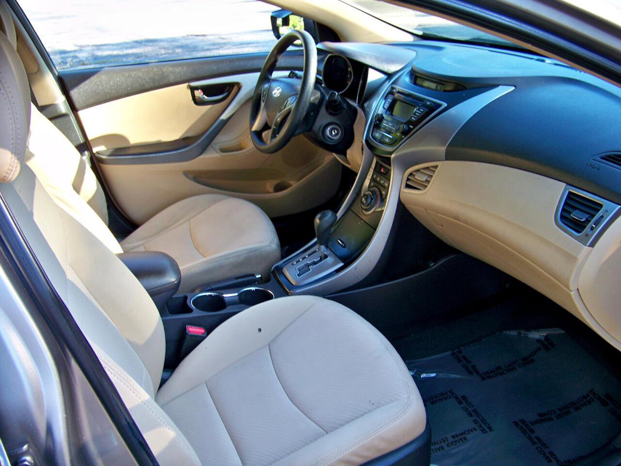Used 2013 Hyundai Elantra GLS image 39