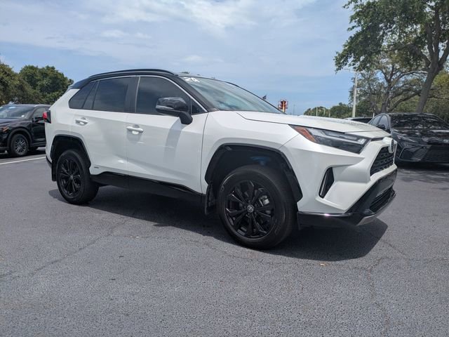 Used 2024 Toyota RAV4 XSE AWD/4WD image 2
