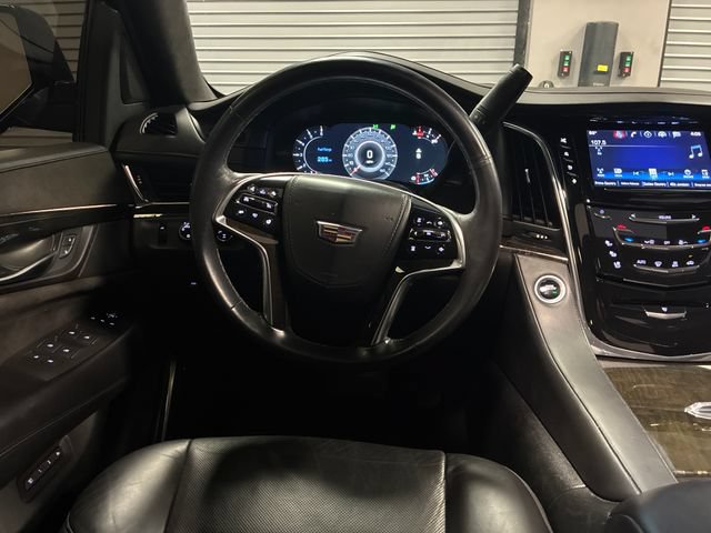 Used 2016 Cadillac Escalade ESV Platinum AWD/4WD image 13