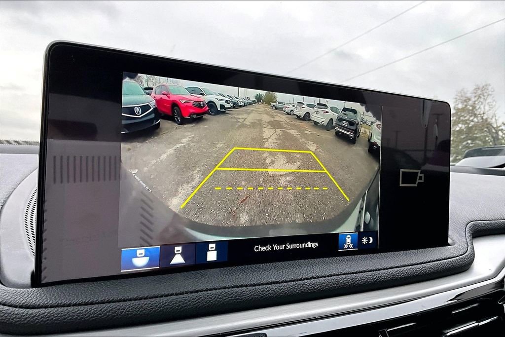 Used 2025 Acura MDX SH-AWD image 31