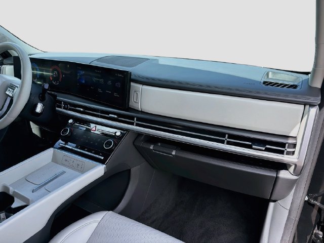Certified 2026 Hyundai Santa Fe SEL FWD image 28