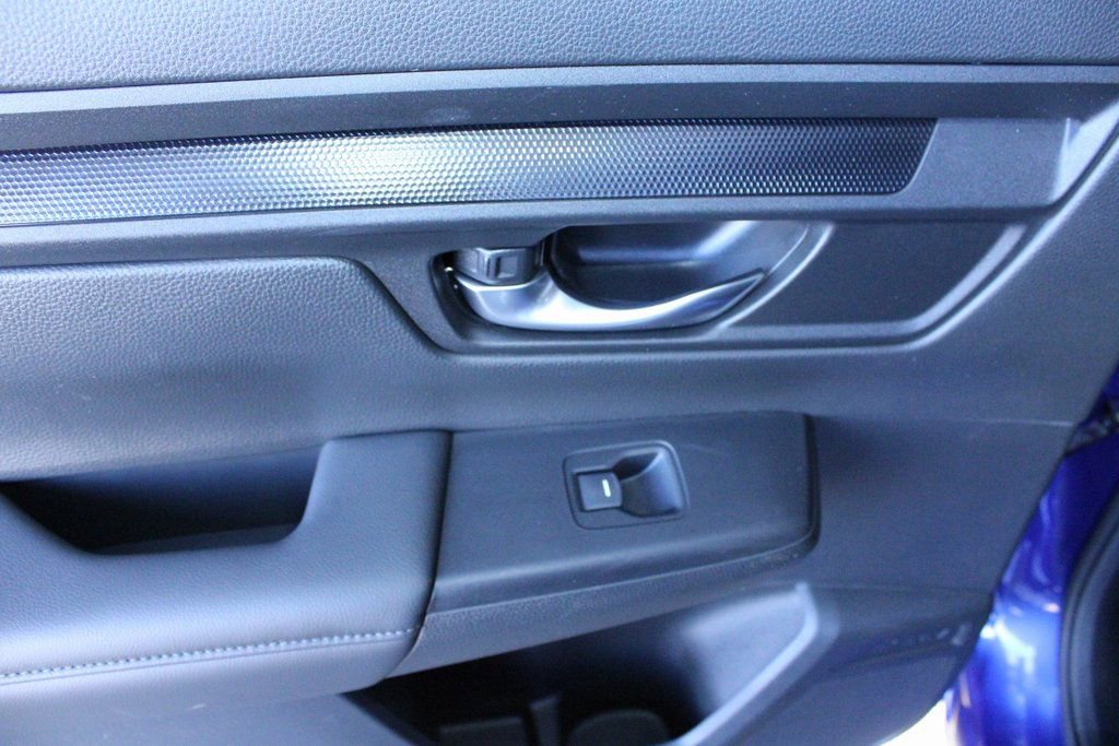 Used 2025 Honda CR-V LX image 45