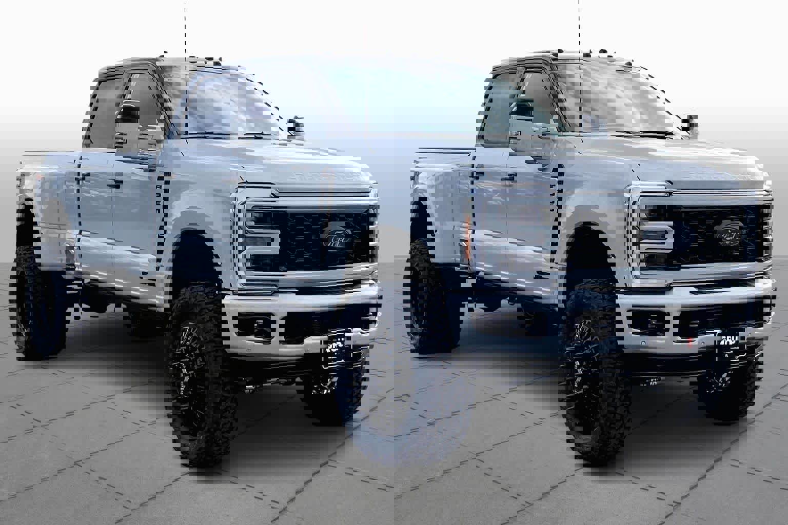 New 2026 Ford F350 Platinum image 2