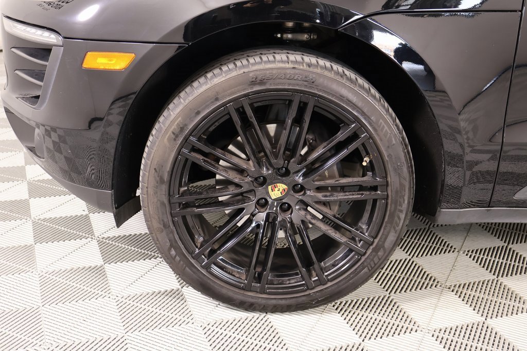 Used 2018 Porsche Macan image 17