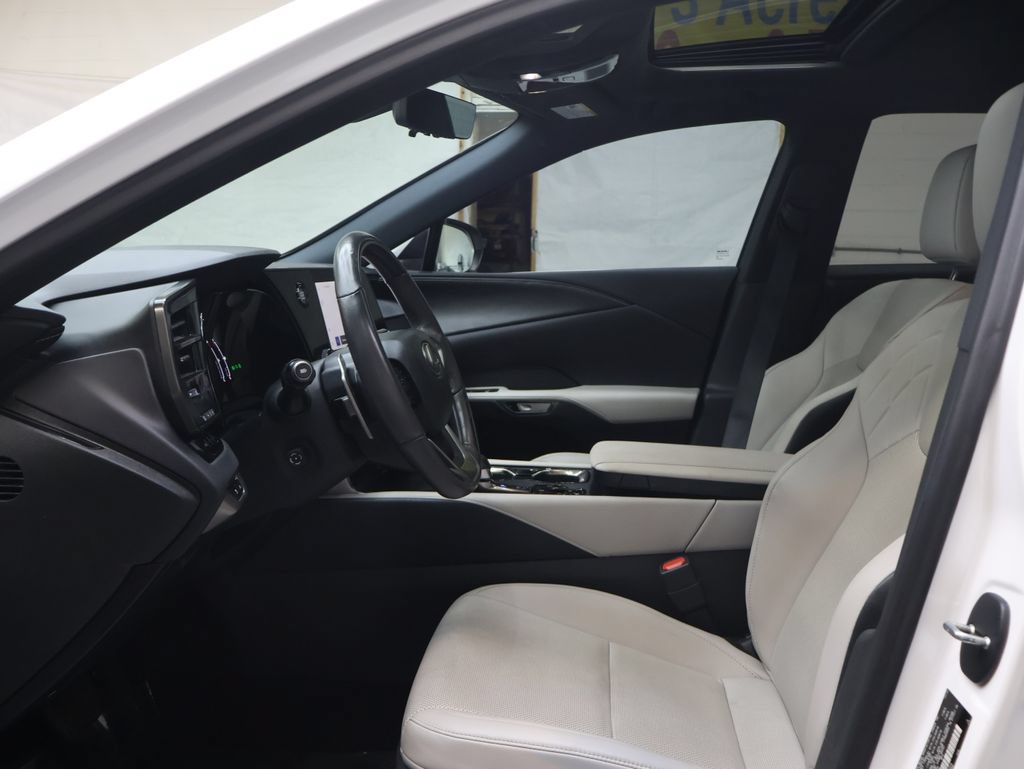 Used 2023 Lexus RX 350 Premium w/ Cold Area Package FWD image 16