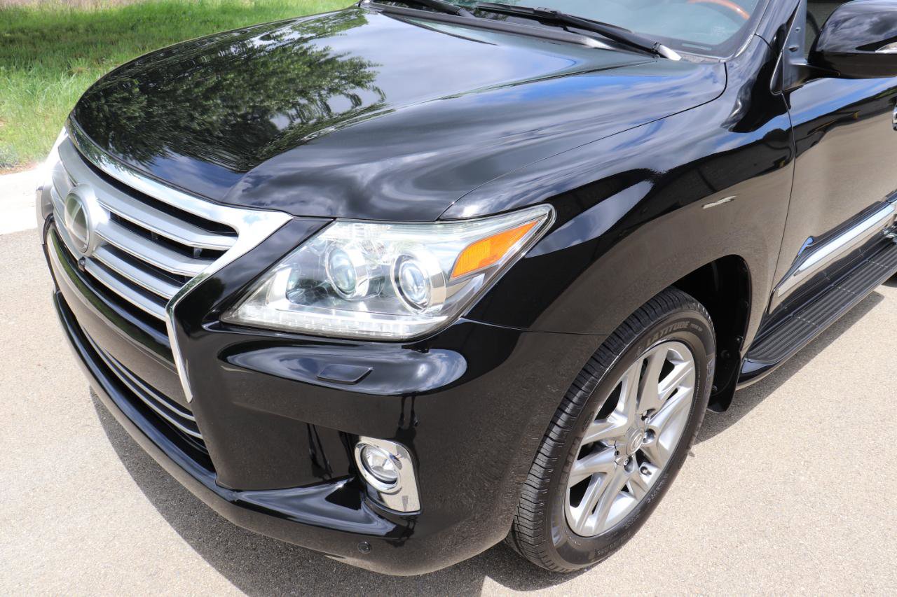 Used 2015 Lexus LX 570 4WD image 6