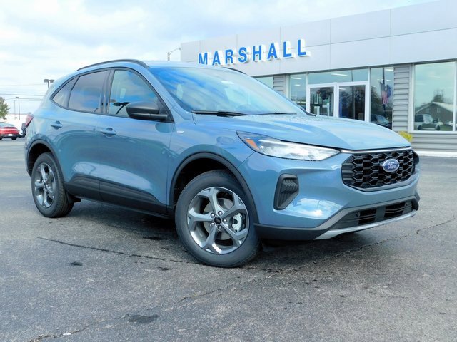 New 2026 Ford Escape ST-Line w/ Cold Weather Package image 2