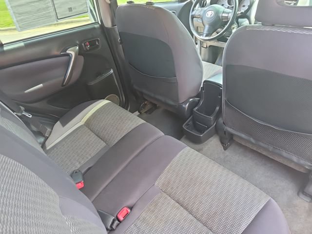Used 2005 Toyota RAV4 2WD image 12