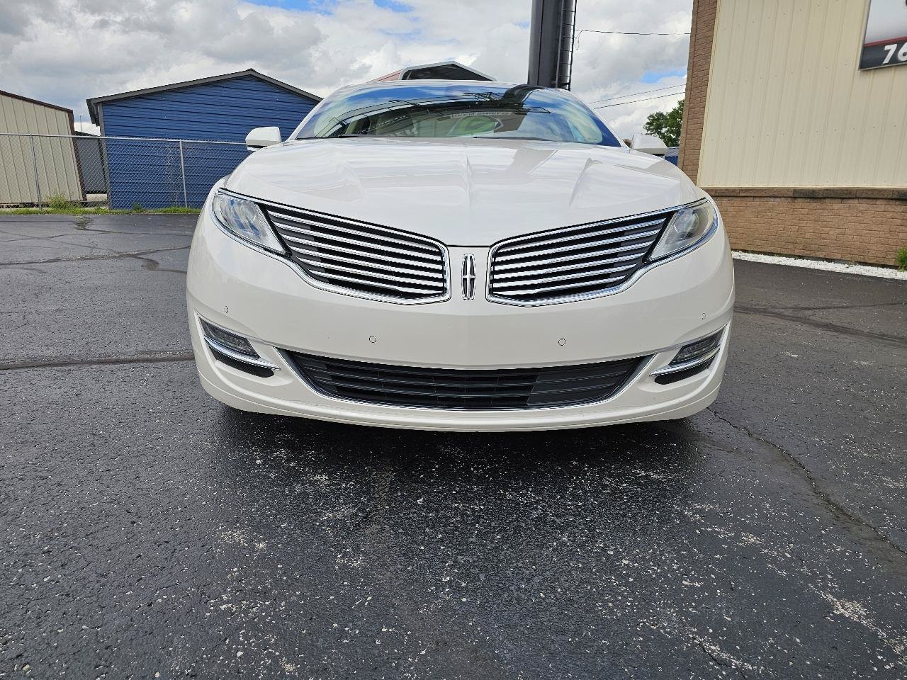 Used 2014 Lincoln MKZ Hybrid w/ Equipment Group 202A Reserve FWD image 35