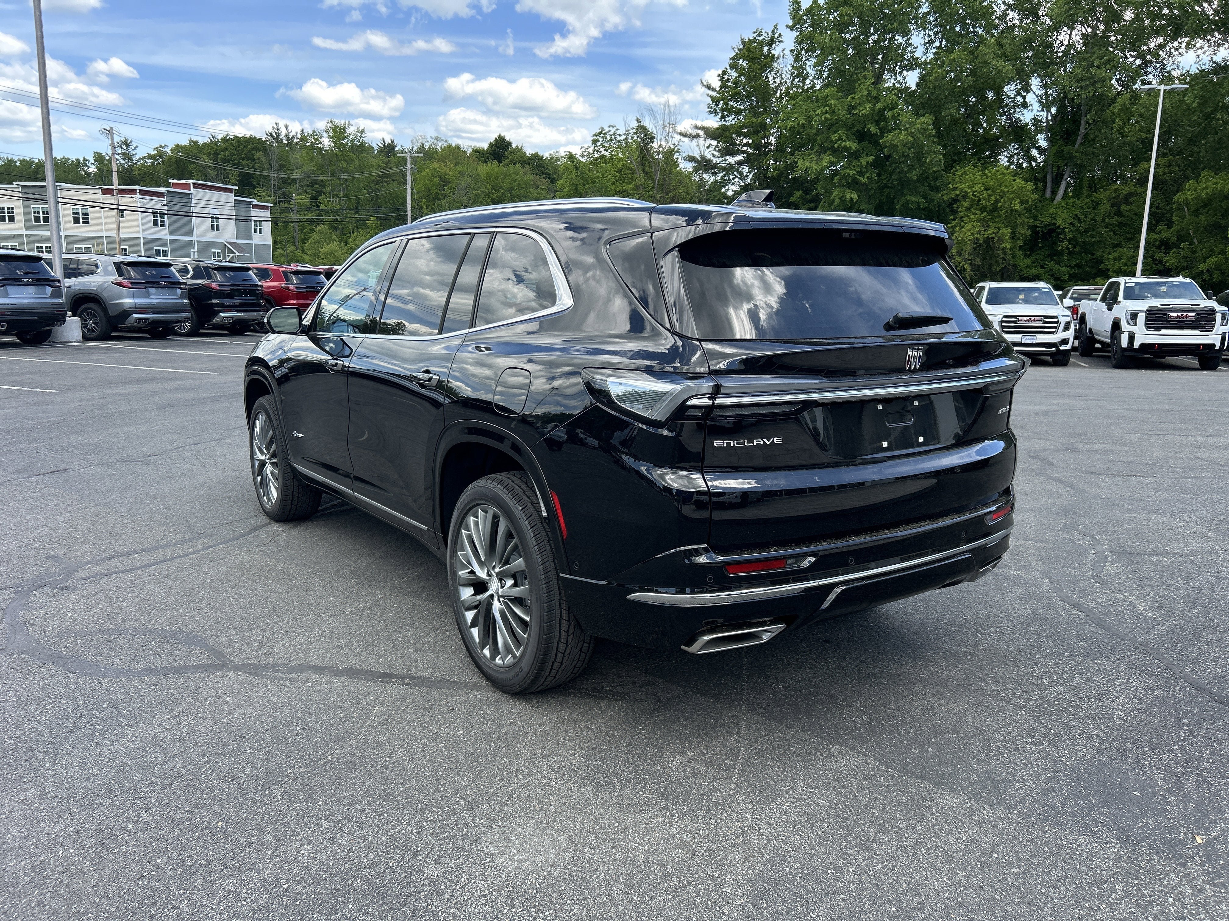 New 2026 Buick Enclave Avenir w/ Super Cruise Package FWD image 6