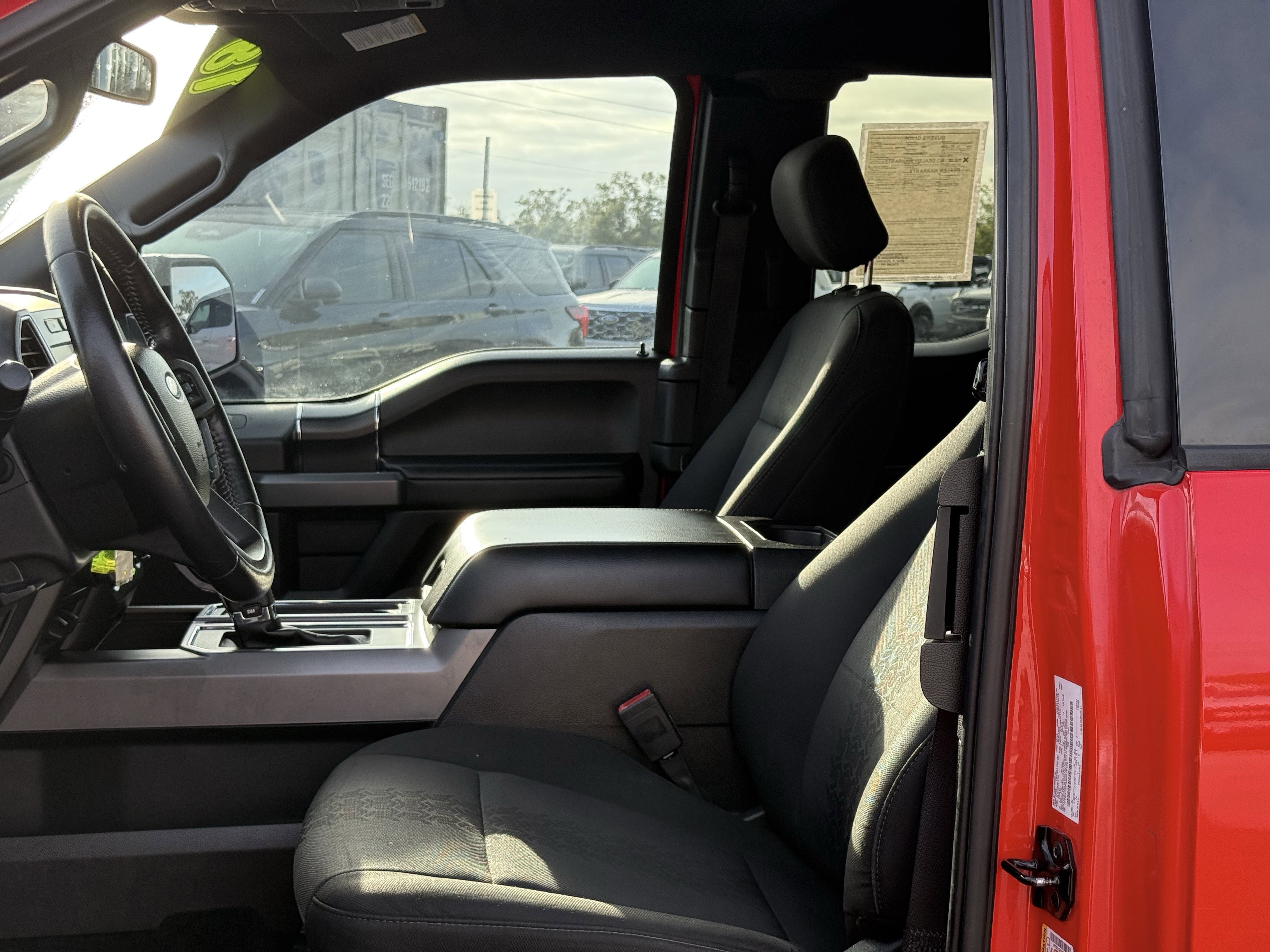 Used 2018 Ford F150 XLT w/ Equipment Group 302A Luxury image 19