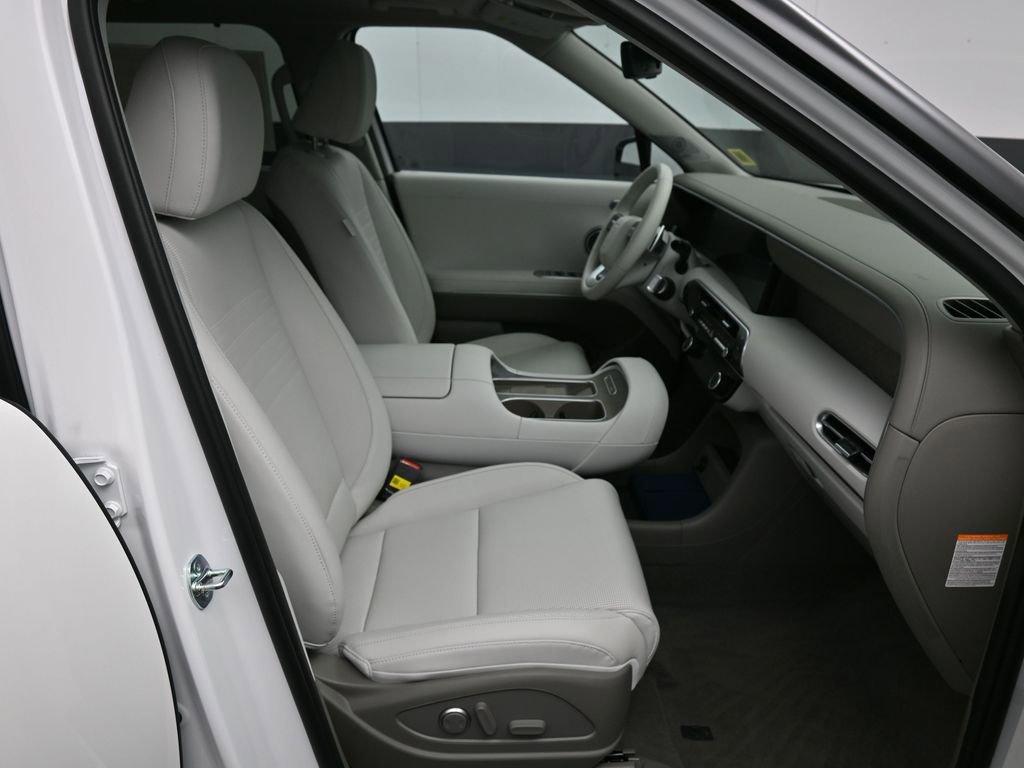 Used 2026 Hyundai Palisade Limited AWD/4WD image 32