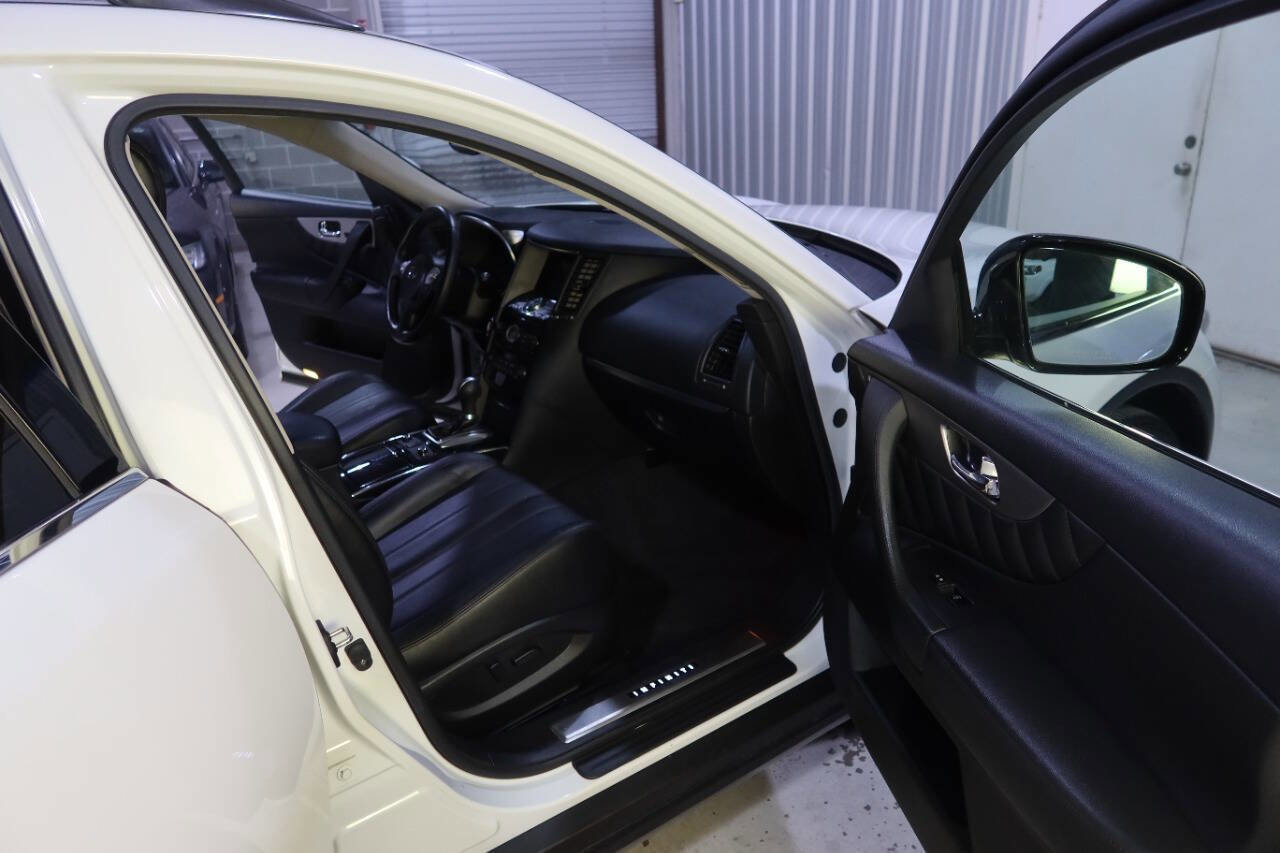 Used 2013 INFINITI FX37 Limited Edition AWD/4WD image 12