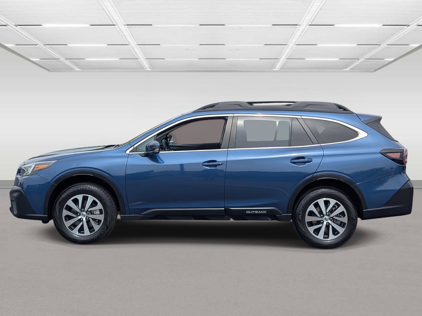 Certified 2022 Subaru Outback Premium w/ Popular Package #1 AWD/4WD image 2