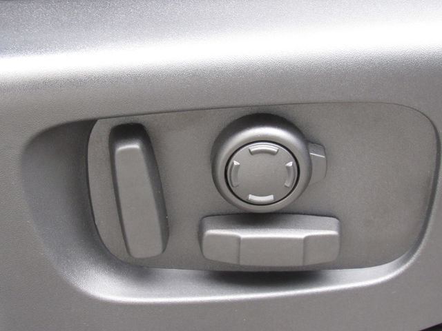 Used 2023 Land Rover Discovery S R-Dynamic AWD/4WD image 22